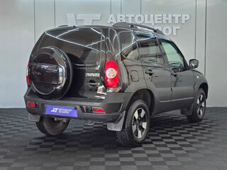 2020 Lada (ВАЗ) Niva, чёрный, 799000 рублей, вид 2