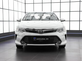 2014 Toyota Camry VII (XV50) Рестайлинг, белый, 2265000 рублей, вид 3