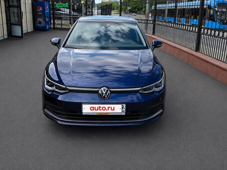 2021 Volkswagen Golf VIII, синий, 2980000 рублей, вид 1