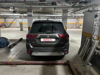 2019 Mitsubishi Outlander III Рестайлинг 3, коричневый, 1900000 рублей, вид 3