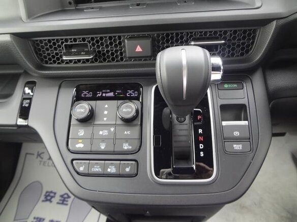2026 Honda Stepwgn Spada VI, белый, 2700111 рублей - вид 16