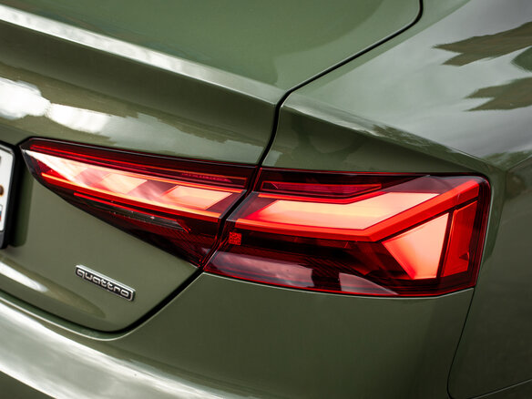 2021 Audi A5 Sportback 45 TFSI II (F5) Рестайлинг, зелёный, 4300000 рублей - вид 20