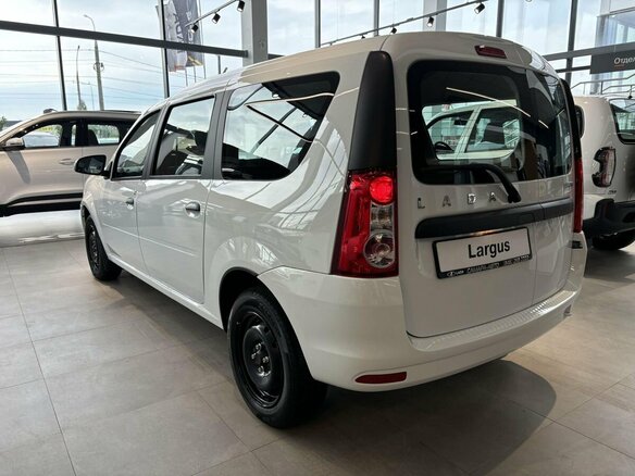 2026 Lada (ВАЗ) Largus I Рестайлинг, белый - вид 5