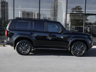 2024 Toyota Land Cruiser Prado 250 Series, чёрный, 10000000 рублей, вид 4