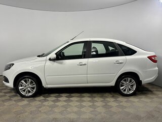 2026 Lada (ВАЗ) Granta I Рестайлинг, белый, 1213000 рублей, вид 2