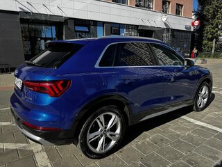 2020 Audi Q3 35 TFSI II (F3), синий, 2830000 рублей, вид 4