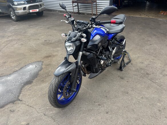 2017 Yamaha MT-07 (FZ-07), синий, 700000 рублей