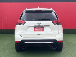 2022 Nissan X-Trail III Рестайлинг, белый, 1600000 рублей, вид 3