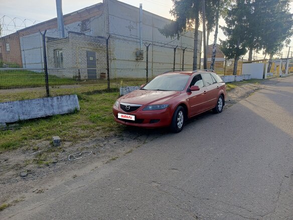 2004 Mazda 6 I (GG), красный, 350000 рублей - вид 2