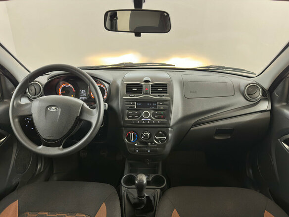 2024 Lada (ВАЗ) Granta Cross I Рестайлинг, белый - вид 4
