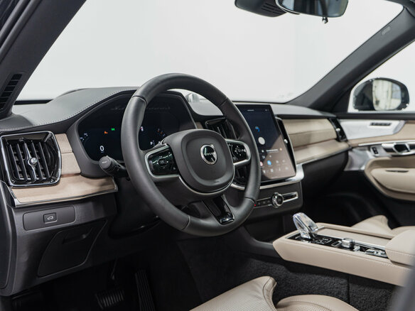 2025 Volvo XC90 B6 II Рестайлинг 2, чёрный - вид 11