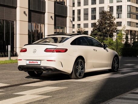 2017 Mercedes-Benz E-Класс 300 V (W213, S213, C238), белый, 3800000 рублей, вид 4