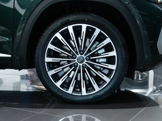 2026 Geely Monjaro I, чёрный, 4899990 рублей, вид 2
