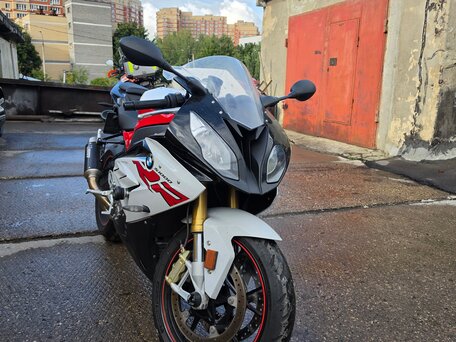 2017 BMW S 1000 RR, белый, 1650000 рублей, вид 1