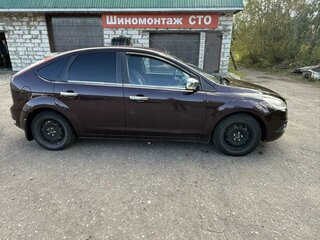 2009 Ford Focus II Рестайлинг, фиолетовый, 550000 рублей, вид 2