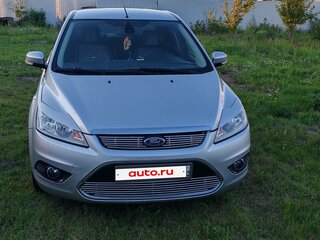 2008 Ford Focus II Рестайлинг, серебристый, 600000 рублей, вид 2