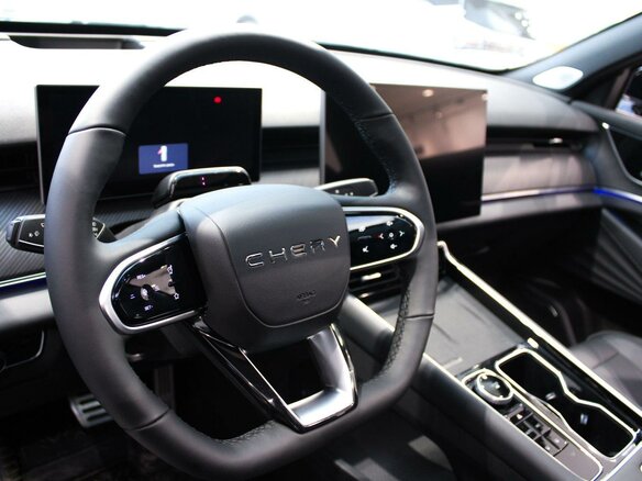 2025 Chery Tiggo 9 I, чёрный, 4635000 рублей - вид 13