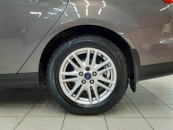 2014 Ford Focus III, серый, 829000 рублей - вид 12