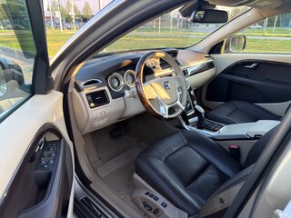 2013 Volvo XC70 II, бежевый, 2649000 рублей, вид 2