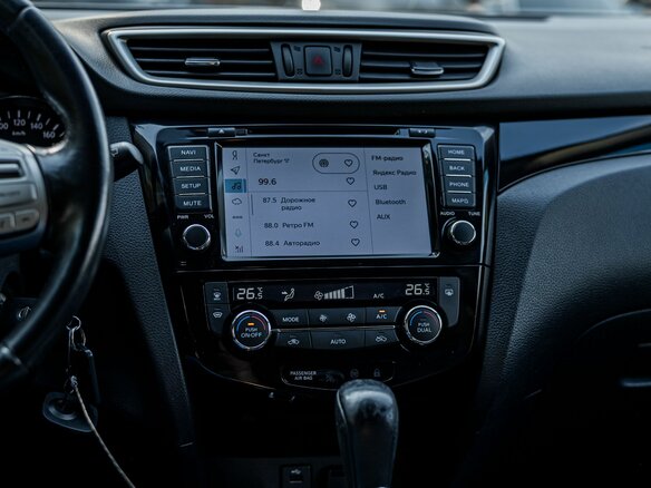 2018 Nissan Qashqai II, серебристый, 1509000 рублей - вид 8