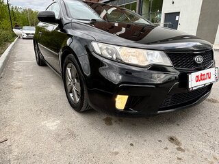 2011 Kia Cerato Koup II, чёрный, 890000 рублей, вид 4