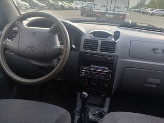 2004 Kia Rio I Рестайлинг, серебристый, 130000 рублей, вид 5