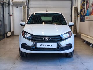 2026 Lada (ВАЗ) Granta I Рестайлинг, белый, 1218000 рублей, вид 3