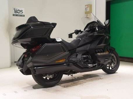 2026 Honda GL 1800 Gold Wing, чёрный, 3067000 рублей, вид 5