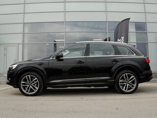 2024 Audi Q7 45 TFSI II (4M) Рестайлинг 2, чёрный, 7999000 рублей, вид 2