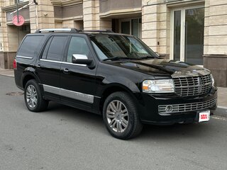 2006 Lincoln Navigator III, чёрный, 1300000 рублей, вид 3