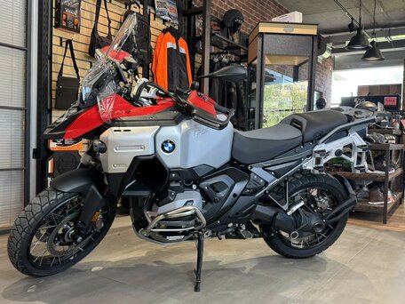 2025 BMW R 1300 GS Adventure, белый, 3150000 рублей, вид 4