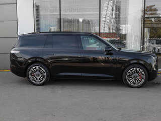 2025 Lynk & Co 900, чёрный, 8849000 рублей, вид 4