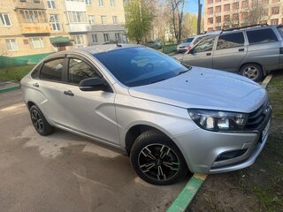 2018 Lada (ВАЗ) Vesta I, серебристый, 850000 рублей, вид 1