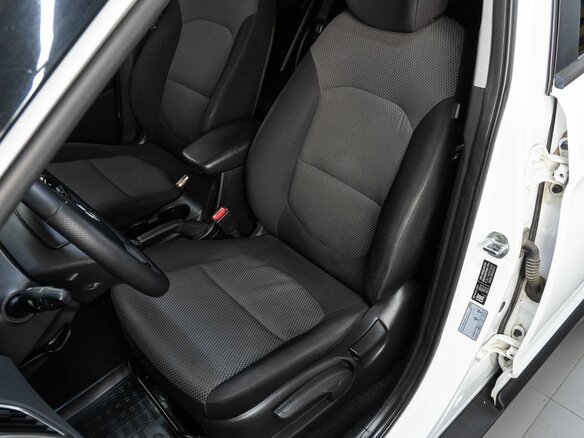 2016 Hyundai Creta I, белый, 1639000 рублей - вид 12