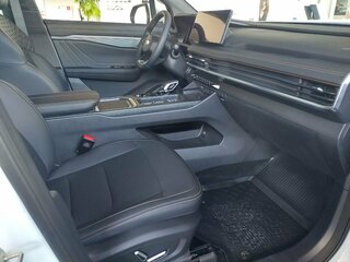 2026 Geely Okavango I Рестайлинг, белый, 3988990 рублей, вид 4