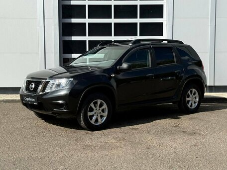 Nissan Terrano III (D10)