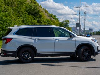 2021 Honda Pilot 9AT III Рестайлинг, белый, 6499000 рублей, вид 4