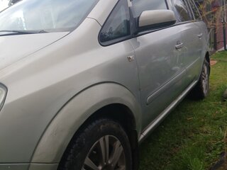 2008 Opel Zafira B Рестайлинг, бежевый, 490000 рублей, вид 3