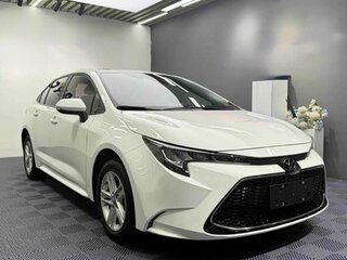 2023 Toyota Levin XII (E210) Рестайлинг, белый, 1525000 рублей, вид 1