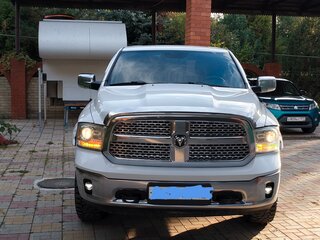 2013 Dodge RAM IV (DS/DJ), белый, 3750000 рублей, вид 1
