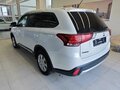 2015 Mitsubishi Outlander III Рестайлинг 2, белый, 1350000 рублей - вид 5