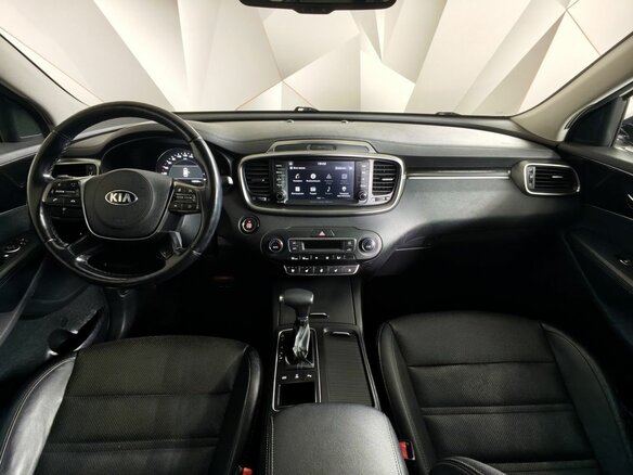 2018 Kia Sorento III Prime Рестайлинг, белый, 2339000 рублей - вид 13