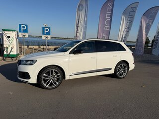 2018 Audi Q7 II (4M), белый, 6000000 рублей, вид 1
