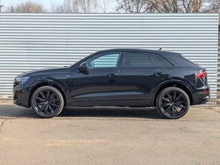 2025 Audi Q8 50 TDI I (4M) Рестайлинг, чёрный, 13700000 рублей, вид 3