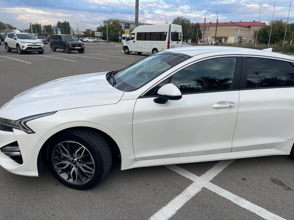 2020 Kia K5 III, белый - вид 5