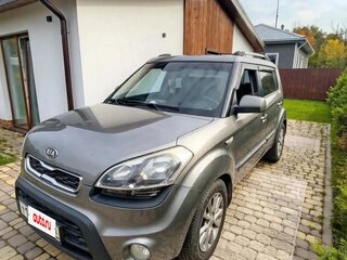 2012 Kia Soul I Рестайлинг, серебристый, 850000 рублей, вид 2