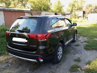 2015 Mitsubishi Outlander III Рестайлинг 2, коричневый, 1300000 рублей, вид 5
