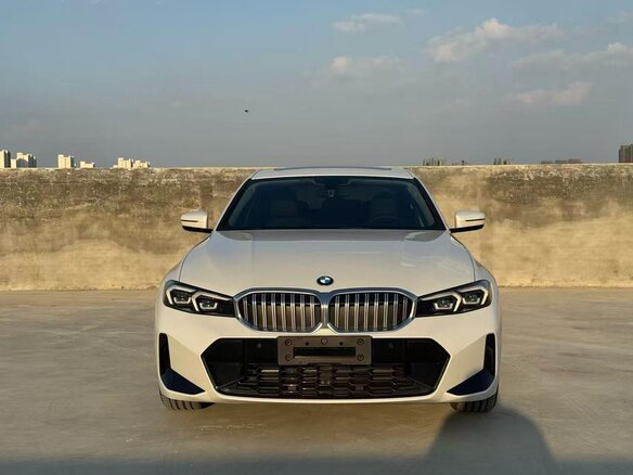 2023 BMW 3 серии Long 320Li VII (G2x) Рестайлинг, белый, 3152000 рублей - вид 1