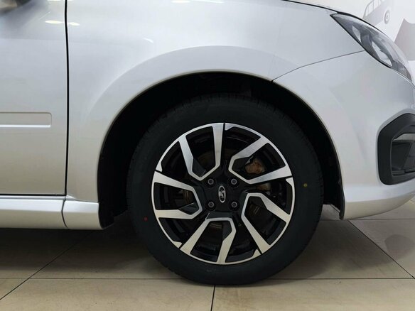 2026 Lada (ВАЗ) Granta Drive Active/Sportline Sportline I Рестайлинг, серебристый, 1424000 рублей - вид 12