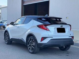 2022 Toyota C-HR I Рестайлинг, белый, 1799000 рублей, вид 3